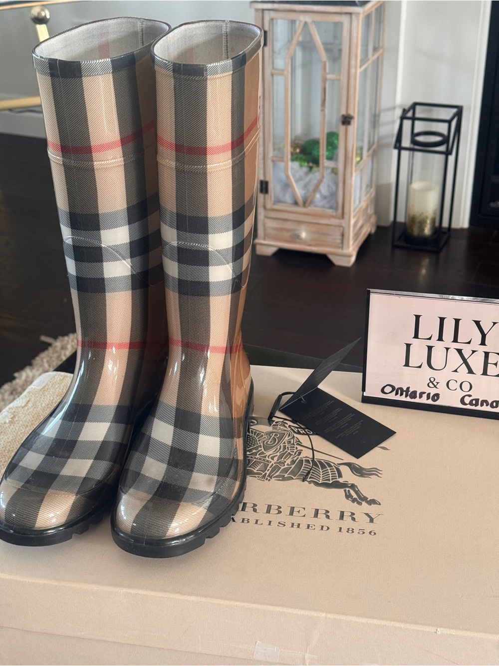 Burberry Classic Check Rain Boots - Beige Plaid Lightweight & Comfortable